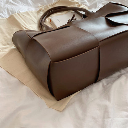 Naomi Medium Handle Bag