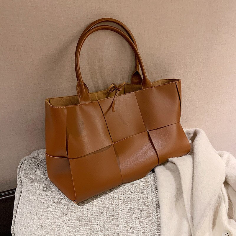 Naomi Medium Handle Bag