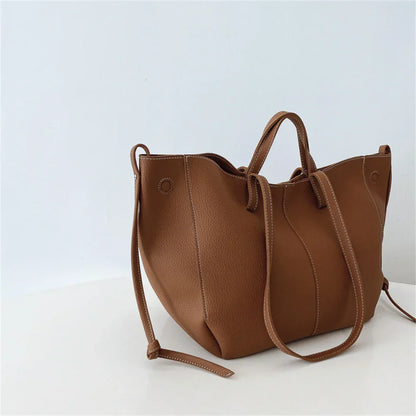 Large Maíra Tote Bag