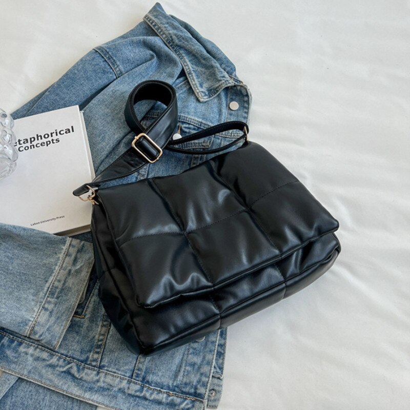 Maxi Quilted Bott Crossbody Bag