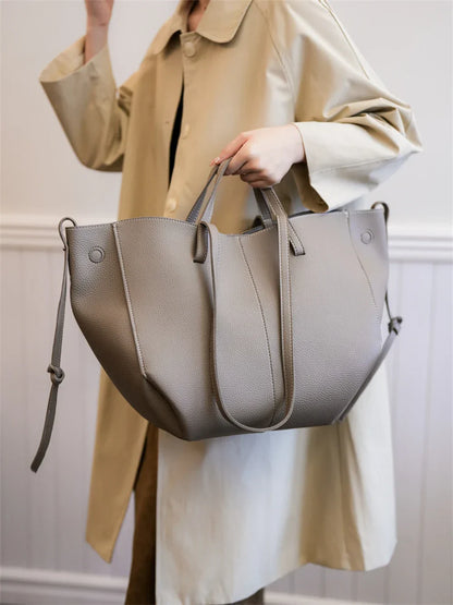 Large Maíra Tote Bag