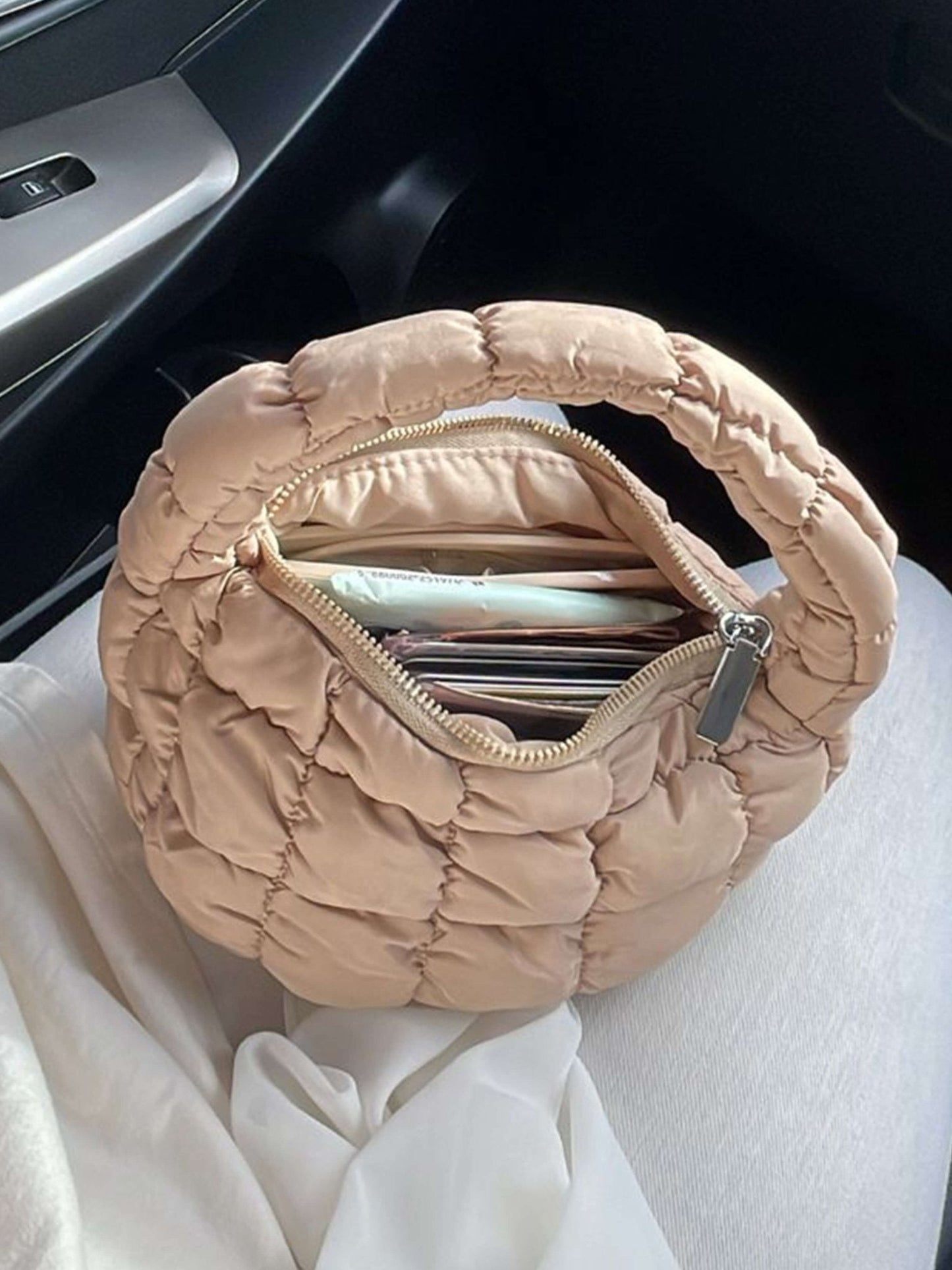 Wolkige Puffer-Tasche