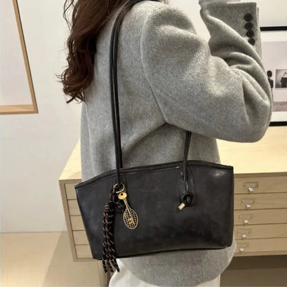 Lucy Shoulder Bag