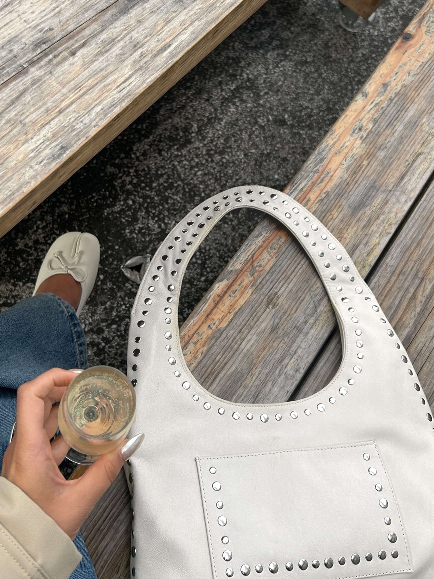 Stefani Henkeltasche mit Nieten